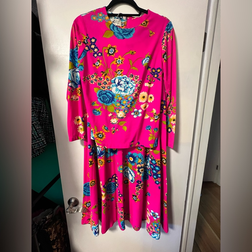 Beautiful 1960’s/70’s ‘Butterfield 8’ Skirt Set  Vintage Size Small